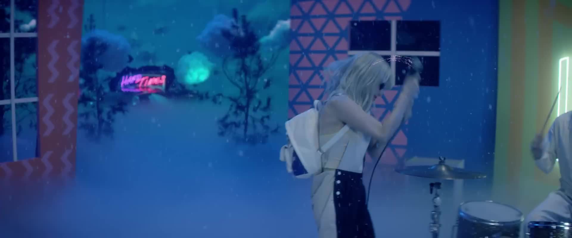 Paramore -  Hard Times