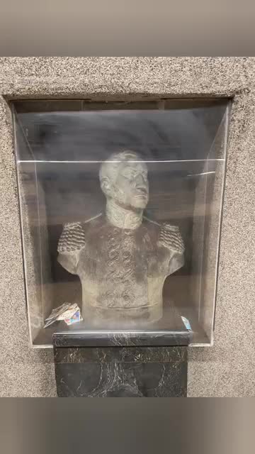 Busto del general San Martin