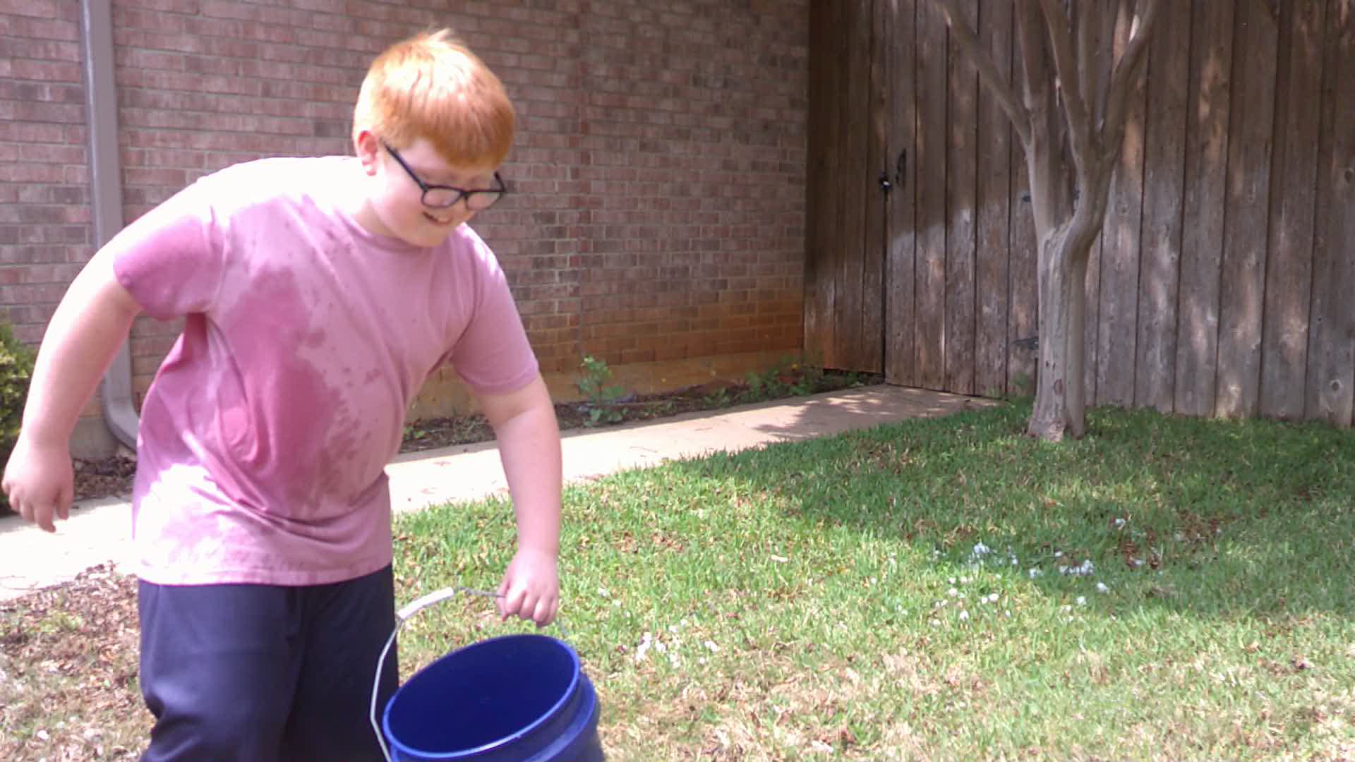 my sister doing the ice water bucket challenge!!