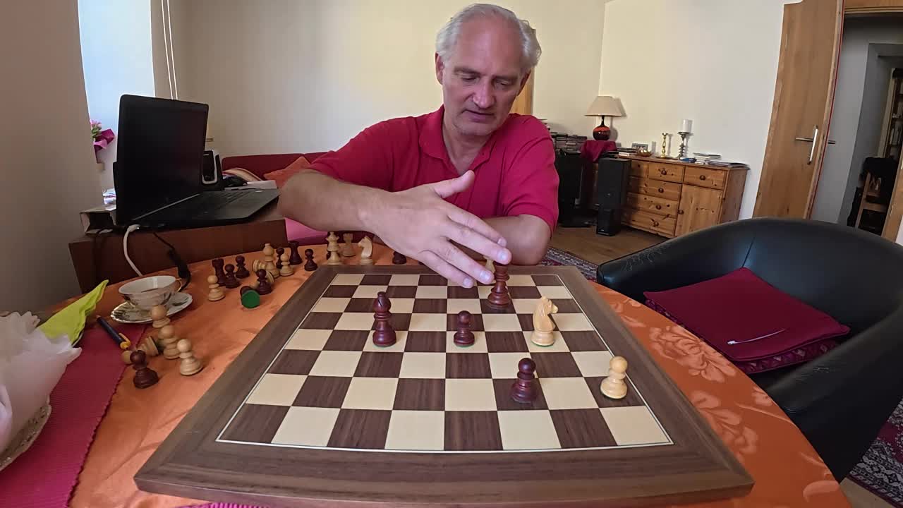 Pavel Arestov & Peter Krug – 2 chess studies