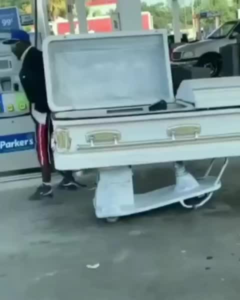 casket car