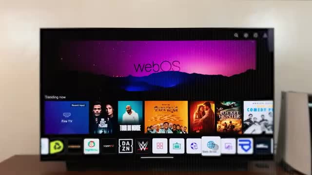 Hacker Warns That Your TV Is Watching & Listening to You. Here’s the Fix.